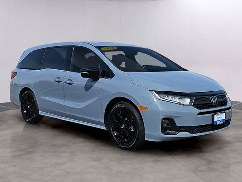 Certified 2026 Honda Odyssey Sport-L image 3