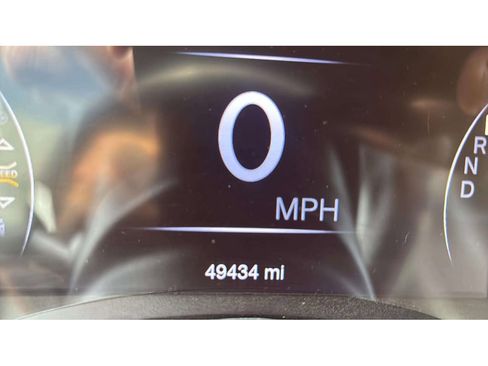 Used 2021 Jeep Grand Cherokee Laredo X AWD/4WD image 15