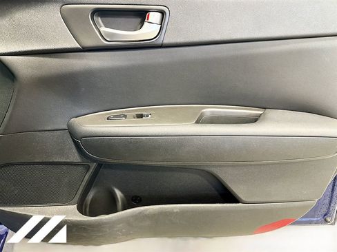 Used 2018 Kia Optima S w/ Panoramic Sunroof Package image 30