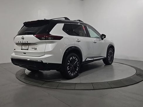 New 2026 Nissan Rogue Platinum w/ Platinum Premium Package AWD/4WD image 5