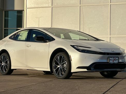 New 2026 Toyota Prius Limited FWD image 2