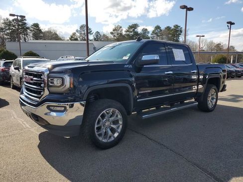 Used 2018 GMC Sierra 1500 SLT image 3