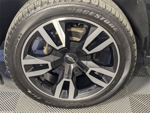 Used 2020 Chevrolet Suburban Premier w/ RST 6.2L Performance Edition image 8