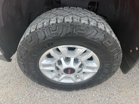 Used 2012 GMC Sierra 2500 W/T w/ Snow Plow Prep Package image 9