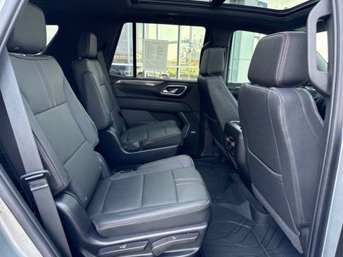 Used 2023 Chevrolet Tahoe RST w/ Luxury Package AWD/4WD image 32