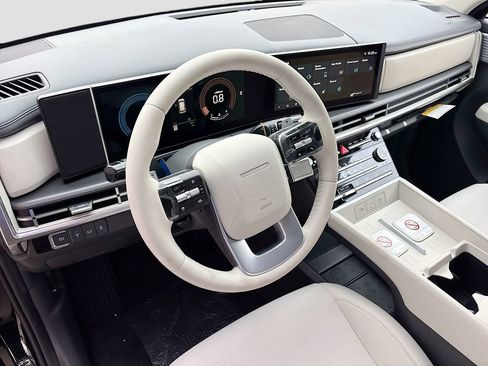 New 2026 Hyundai Santa Fe SE image 9