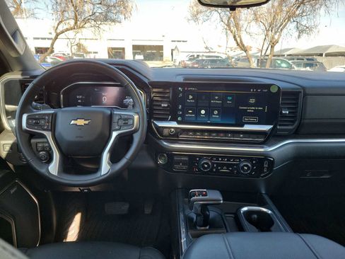 Used 2024 Chevrolet Silverado 1500 LTZ w/ LTZ Premium Package image 10