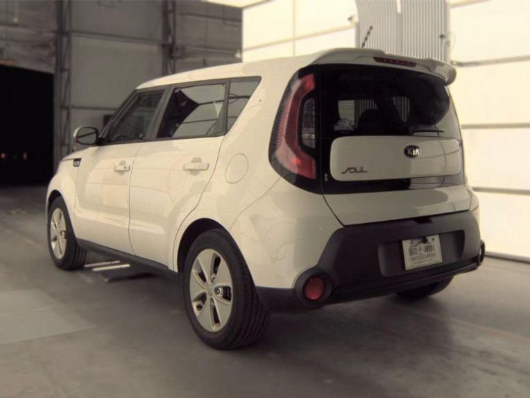 Used 2016 Kia Soul FWD image 6