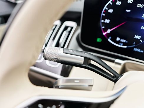 Used 2024 Mercedes-Benz S 580e 4MATIC Sedan image 62