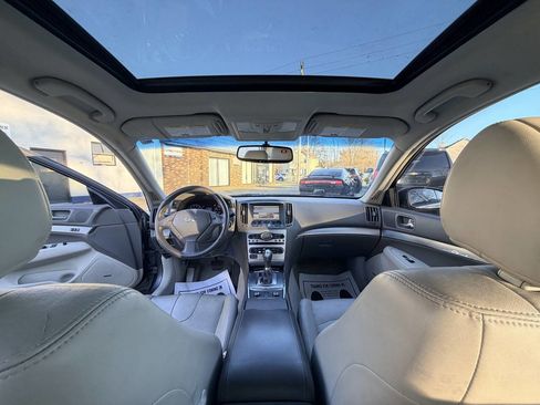 Used 2013 INFINITI G37 x Sedan w/ Premium Pkg image 17