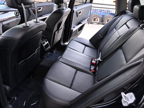 Used 2014 Mercedes-Benz GLK 350 2WD image 16