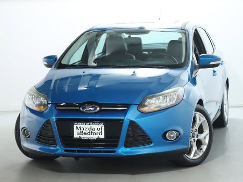 Used 2014 Ford Focus Titanium image 2