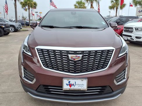 Used 2023 Cadillac XT5 Premium Luxury FWD image 2