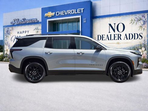 New 2026 Chevrolet Traverse LT w/ Midnight/Sport Edition AWD/4WD image 7