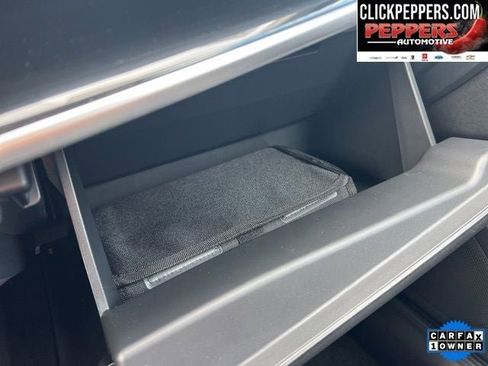 Used 2025 Nissan Rogue SV image 13