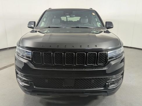 Used 2024 Jeep Wagoneer Series II AWD/4WD image 3