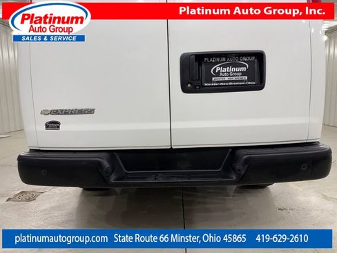 Used 2017 Chevrolet Express 3500 Extended RWD image 54