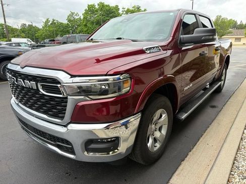 Used 2025 RAM 1500 Big Horn AWD/4WD image 18
