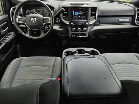 Used 2024 RAM 3500 Big Horn AWD/4WD image 9