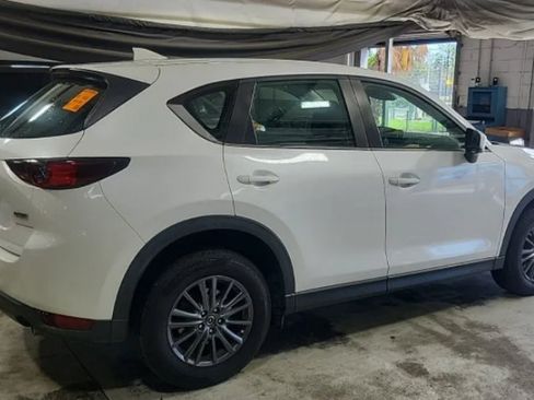 Used 2019 MAZDA CX-5 Sport FWD image 3