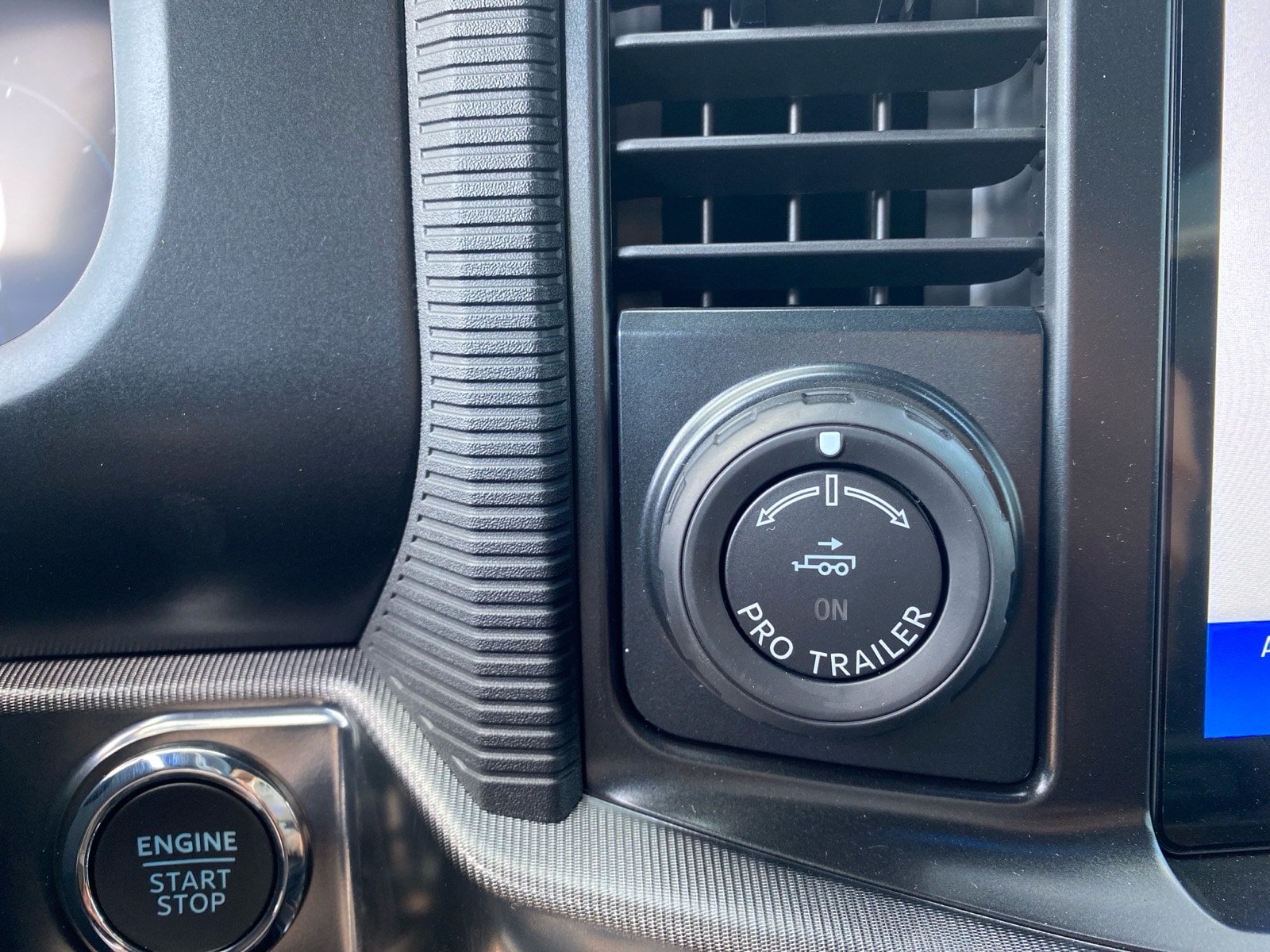 New 2026 Ford F150 Raptor AWD/4WD image 14