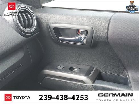 Certified 2021 Toyota Tacoma TRD Off-Road image 27