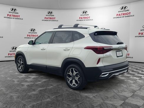 Used 2022 Kia Seltos EX AWD/4WD image 5