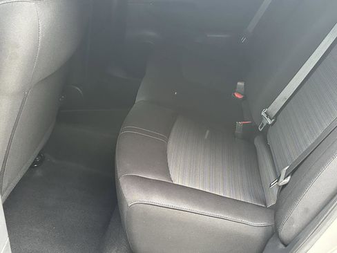 Used 2021 Nissan Leaf SV w/ SV Technology Package image 19