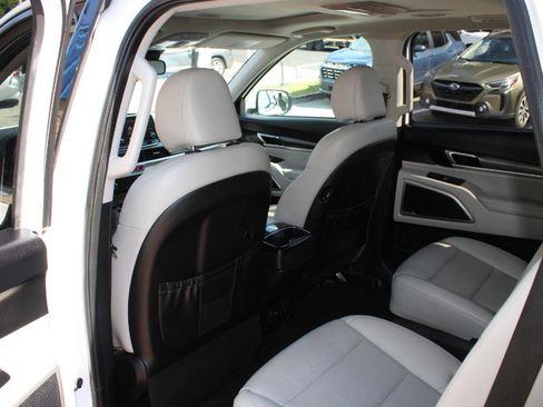 Used 2020 Kia Telluride S image 16