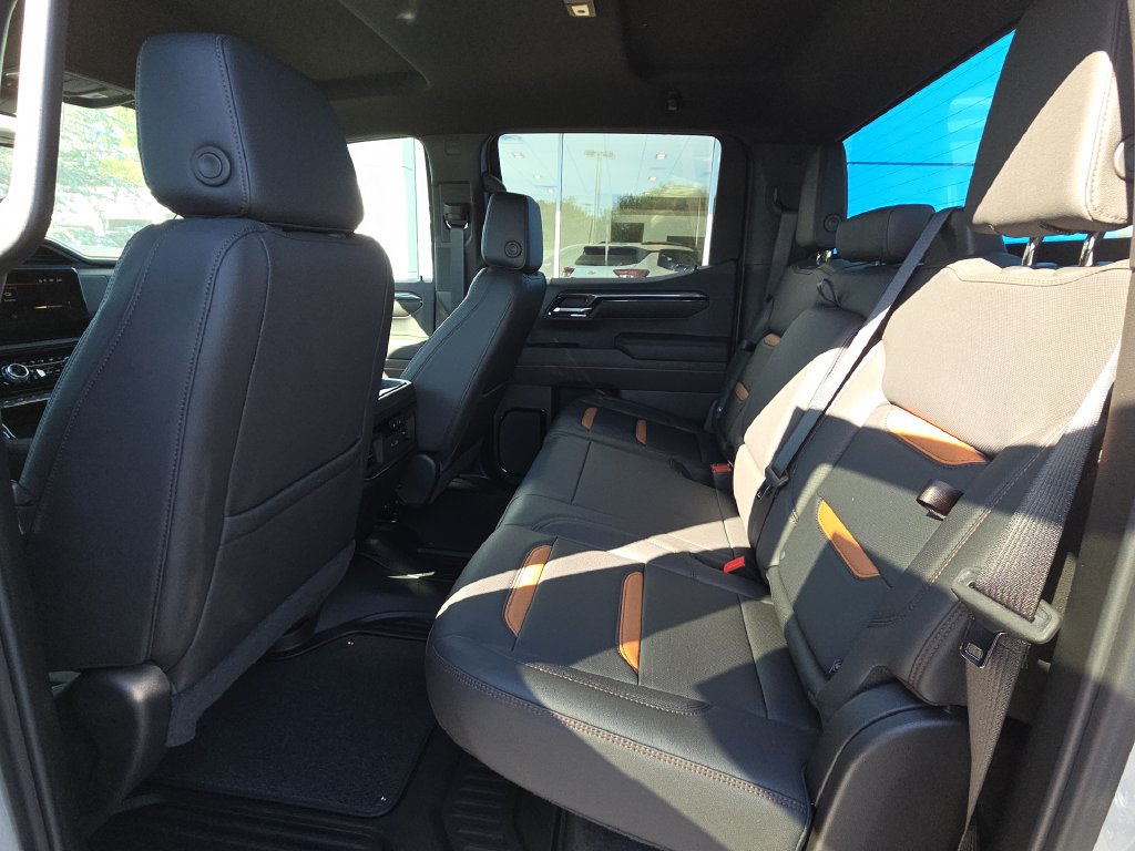 New 2026 GMC Sierra 1500 AT4 AWD/4WD image 30