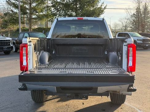 Used 2025 Ford F250 XLT image 25