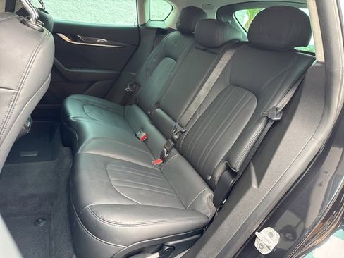 Certified 2022 Maserati Levante Modena image 15