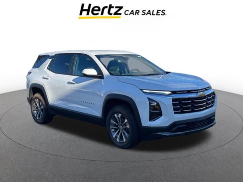 Used 2025 Chevrolet Equinox LT image 1