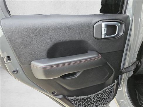 Used 2022 Jeep Wrangler Unlimited Rubicon w/ LED Lighting Group image 8