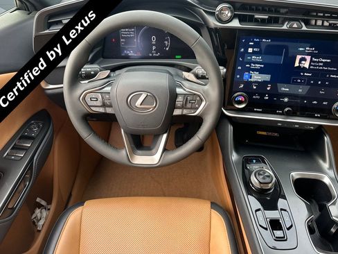 Used 2025 Lexus RZ 300e image 27