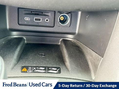 Used 2019 Chevrolet Equinox Premier image 36