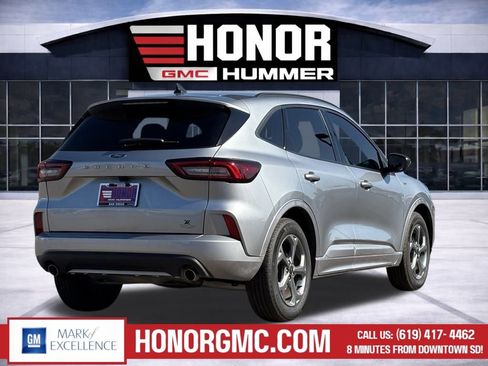 Used 2024 Ford Escape ST-Line image 3