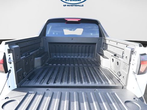 New 2026 Hyundai Santa Cruz SEL image 9