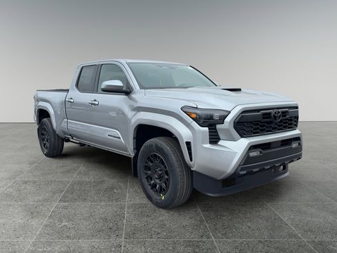 New 2025 Toyota Tacoma TRD Sport image 7