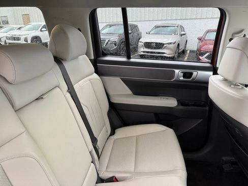 Used 2025 Hyundai Santa Fe SEL image 40