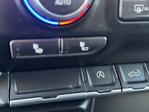 Used 2022 Chevrolet Silverado 1500 LT image 29