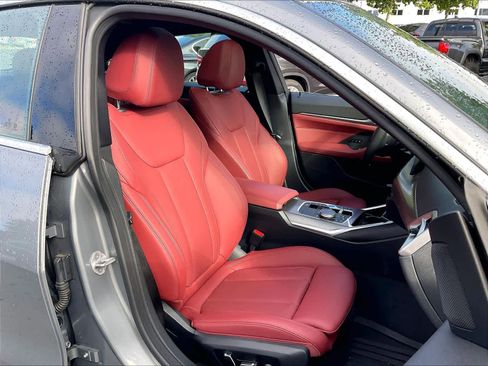 Certified 2025 BMW i4 eDrive40 image 30