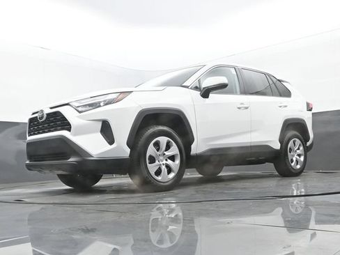 Used 2025 Toyota RAV4 LE FWD image 25