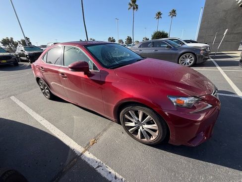 Used 2015 Lexus IS 250 RWD image 3