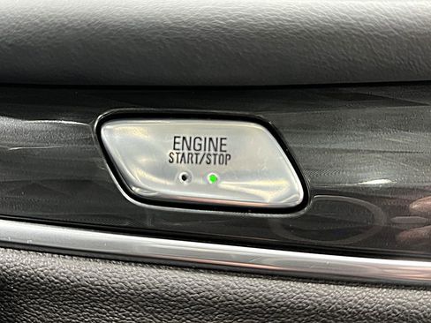 Used 2018 Buick Enclave Essence image 20