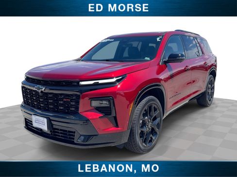 Used 2025 Chevrolet Traverse RS w/ LPO, Floor Liner Package AWD/4WD image 1