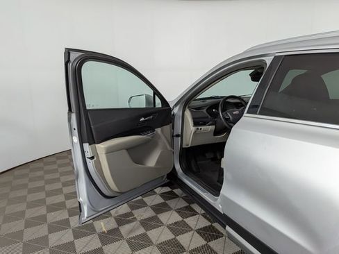 Used 2020 Cadillac XT4 Premium Luxury w/ Enhanced Visibility Package image 14