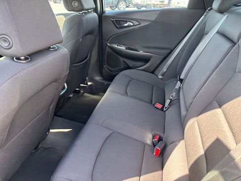 Used 2023 Chevrolet Malibu LT FWD image 30
