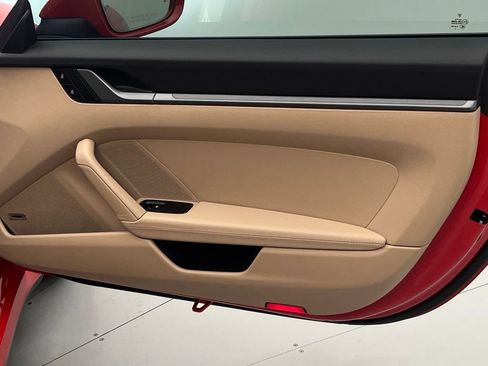 Used 2024 Porsche 911 Carrera S image 40