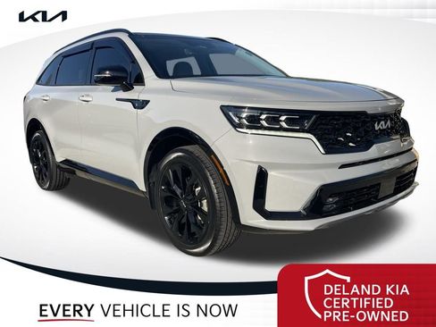 Certified 2023 Kia Sorento SX image 1
